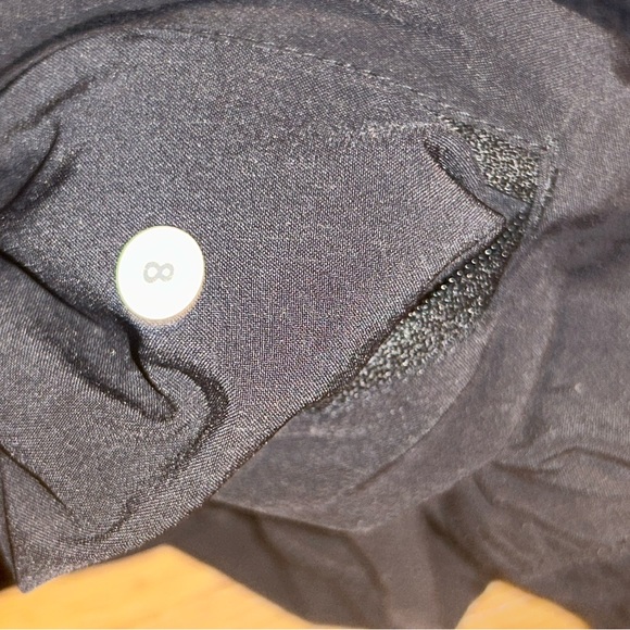 Lululemon Hotty Hot short! (Size 8) - Picture 2 of 4